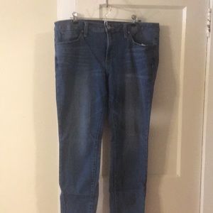 a.n.a. Medium wash skinny jeans